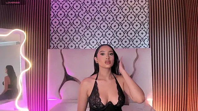 BEELLA TAY1 online show from 02.22.26