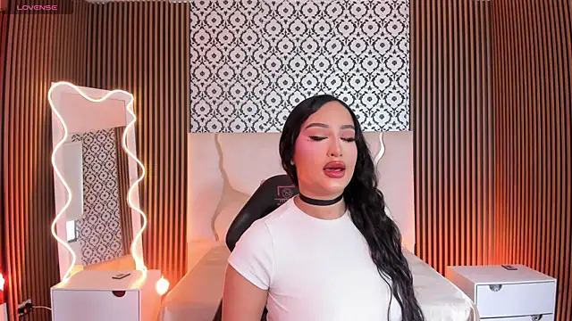 BEELLA TAY1 online show from 04.19.26