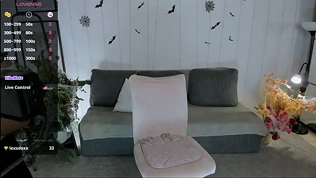 Erika Kim online show from 10.25.25