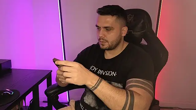 Danielbateson online show from 01.17.26