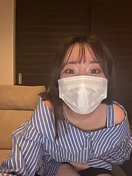 Snapshot of yura_ra_ra chatting on 11.06.25 yura ra ra online show from 11.06.25