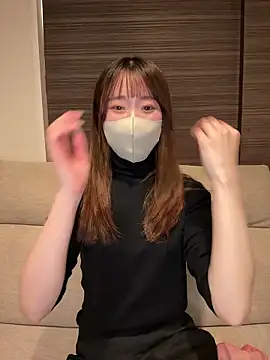 Snapshot of yura_ra_ra chatting on 12.18.25 yura ra ra online show from 12.18.25