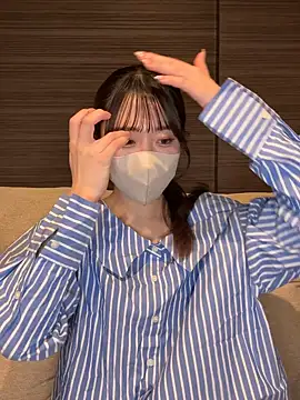 Snapshot of yura_ra_ra chatting on 01.16.26 yura ra ra online show from 01.16.26