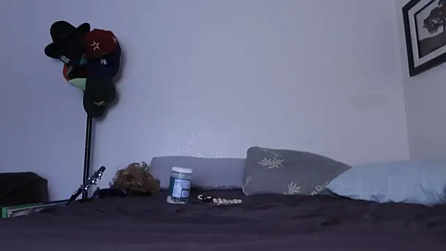 Snapshot of BellaBlueBBW chatting on 03.20.26 BellaBlueBBW online show from 03.20.26