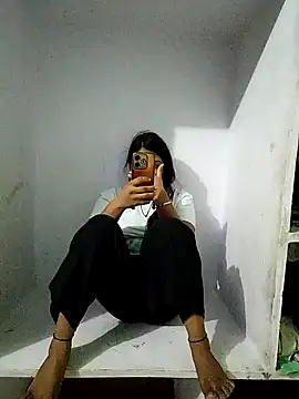 Snapshot of PG_girl_12th chatting on 10.30.25 PG girl 12th online show from 10.30.25