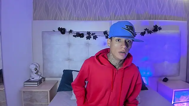 Snapshot of GaelCarter chatting on 12.20.25 GaelCarter online show from 12.20.25