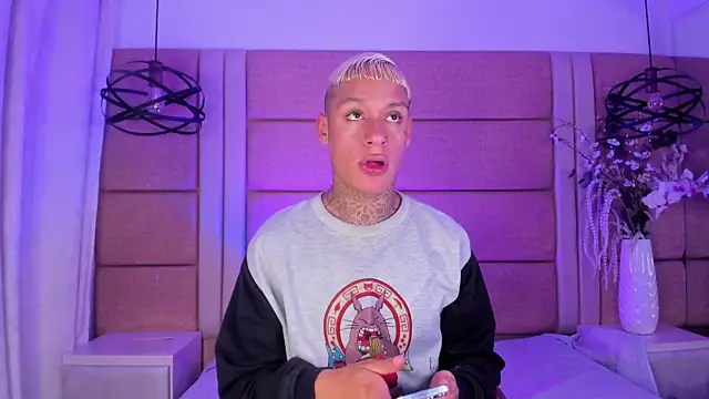 Snapshot of GaelCarter chatting on 02.25.26 GaelCarter online show from 02.25.26