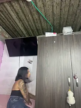 AlyssaRay online show from 05.16.26