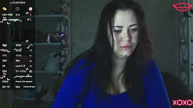 Snapshot of kiksee_ chatting on 02.25.26 kiksee online show from 02.25.26