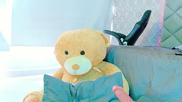 CARO ADAMS1 online show from 12.19.25