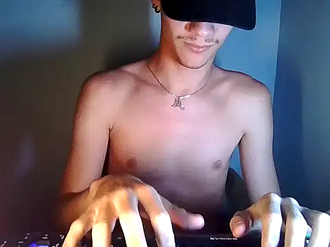 Santyingreg0 online show from 10.23.25