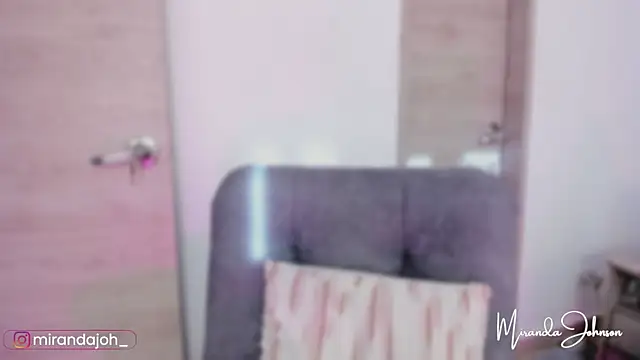 MirandaJohnson  online show from 11.10.25