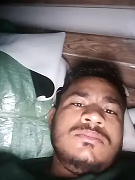 Snapshot of GlossyDare1823 chatting on 11.03.25 GlossyDare1823 online show from 11.03.25