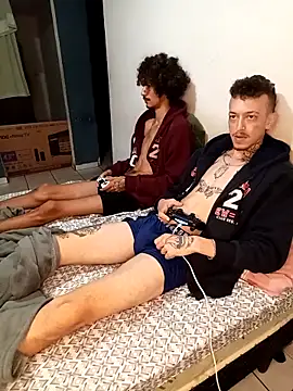 RuivoDotado24cm online show from 12.05.25