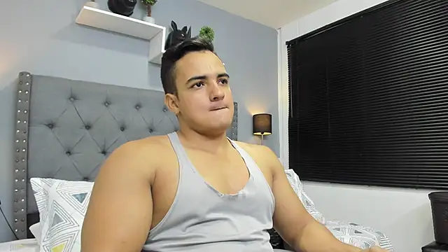 violeta and maxx online show from 11.27.25