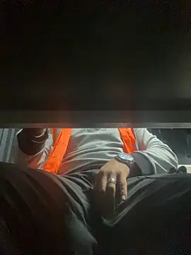 Snapshot of arasazgin chatting on 10.21.25 arasazgin online show from 10.21.25