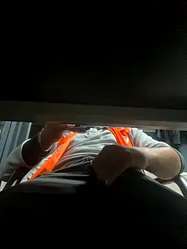 Snapshot of arasazgin chatting on 10.22.25 arasazgin online show from 10.22.25