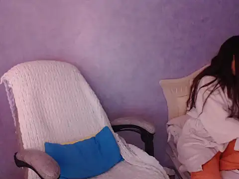 LuckyLisa23 online show from 01.05.26