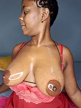 Snapshot of certifiedhottie2025 chatting on 01.16.26 certifiedhottie2025 online show from 01.16.26