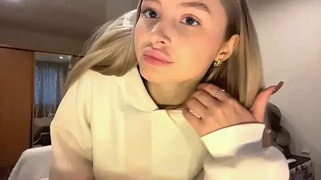 VictoriaMystery online show from 10.19.25