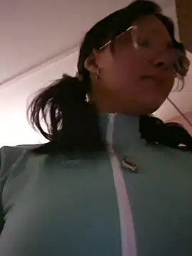 Mariana-Torres online show from 12.13.25