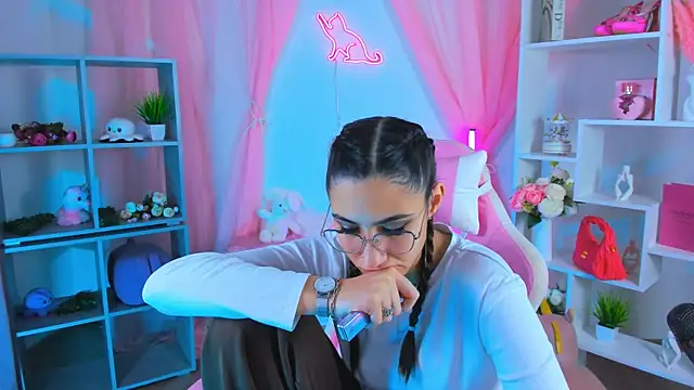 RebeckaThornton online show from 11.09.25