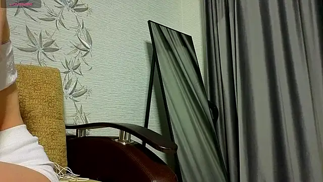 MissPompadure online show from 01.14.26