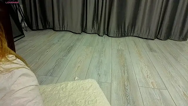 MissPompadure online show from 02.14.26