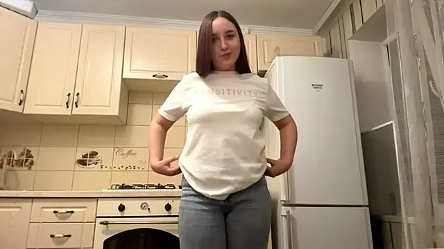 DaisyMolly online show from 11.02.25