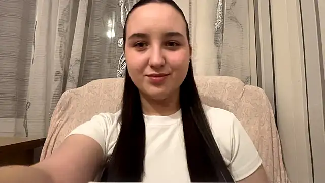 DaisyMolly online show from 12.03.25