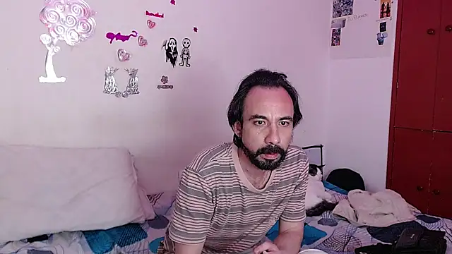 Isis Robert online show from 12.18.25