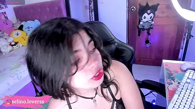 selina lovers  online show from 04.22.26