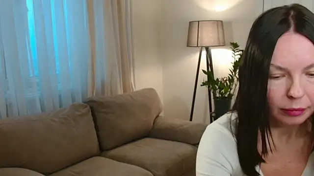 LittleNicolee online show from 01.08.26