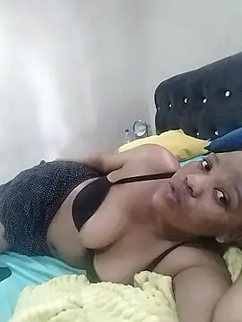 CaramelBoootie online show from 01.11.26