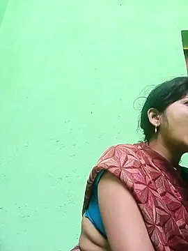 Karishma cute online show from 10.24.25