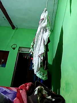 Karishma cute online show from 11.16.25