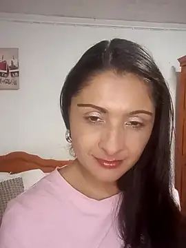 Snapshot of Mariapaula88 chatting on 10.20.25 Mariapaula88 online show from 10.20.25