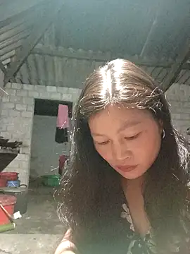 Snapshot of siusiu-00 chatting on 10.14.25 siusiu-00 online show from 10.14.25