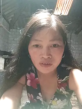 Snapshot of siusiu-00 chatting on 10.16.25 siusiu-00 online show from 10.16.25