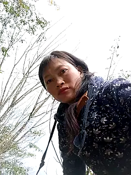 Snapshot of siusiu-00 chatting on 11.04.25 siusiu-00 online show from 11.04.25