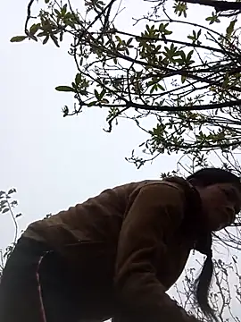 Snapshot of siusiu-00 chatting on 11.13.25 siusiu-00 online show from 11.13.25