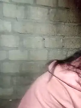 Snapshot of siusiu-00 chatting on 11.24.25 siusiu-00 online show from 11.24.25