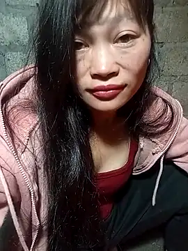 Snapshot of siusiu-00 chatting on 11.27.25 siusiu-00 online show from 11.27.25