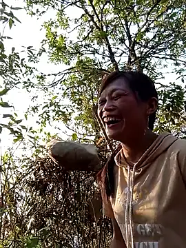 siusiu-00 online show from 04.20.26