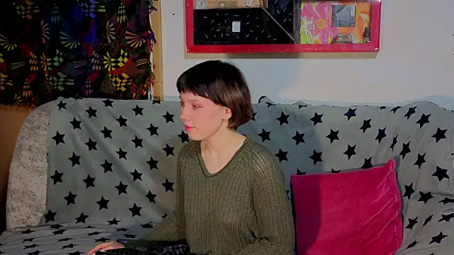 ReincarnatedAngel online show from 10.20.25