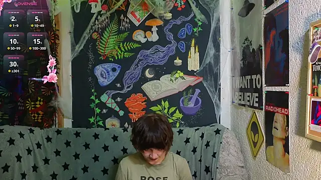 ReincarnatedAngel online show from 11.26.25