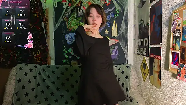 ReincarnatedAngel online show from 12.02.25