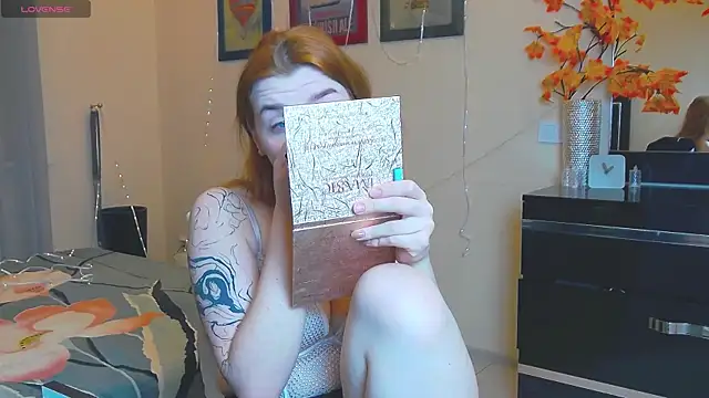 MeganNewCat online show from 12.18.25