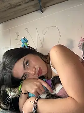 PamelaJonsom  online show from 02.15.26