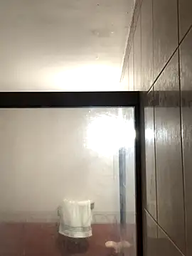 La-Gatiita-trans online show from 11.17.25